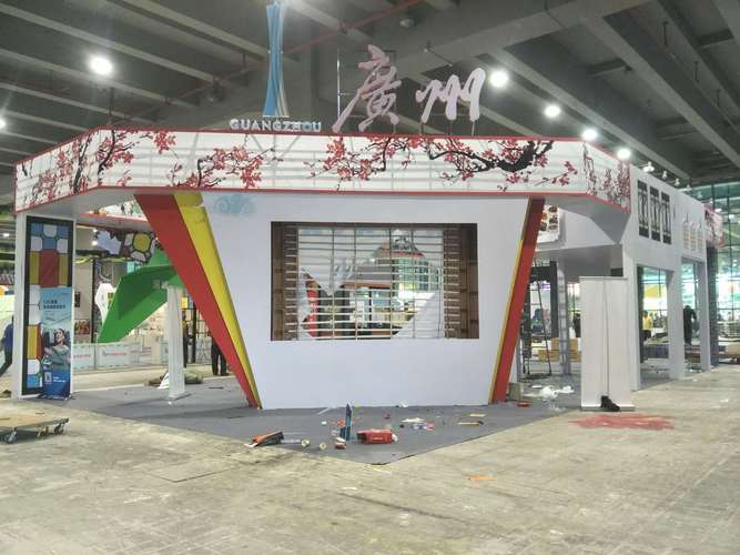 广州展览厂家 广州标摊搭建 八棱柱展板设计 展柜租赁